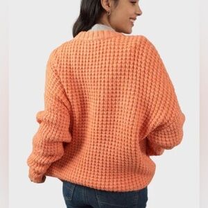 NWT American Eagle Outfitters Vibrant Orange V-Neck Sweater Size Small